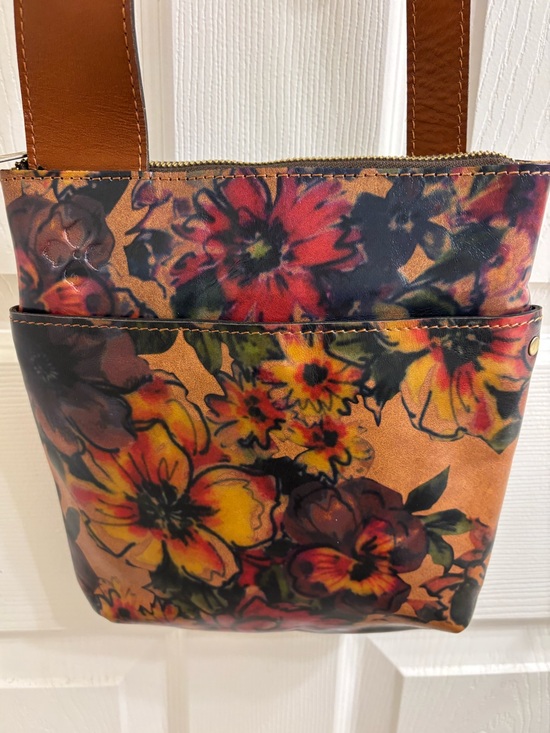 Patricia Nash Handbags - Patricia Nash Stipes floral leather crossbody - Like New